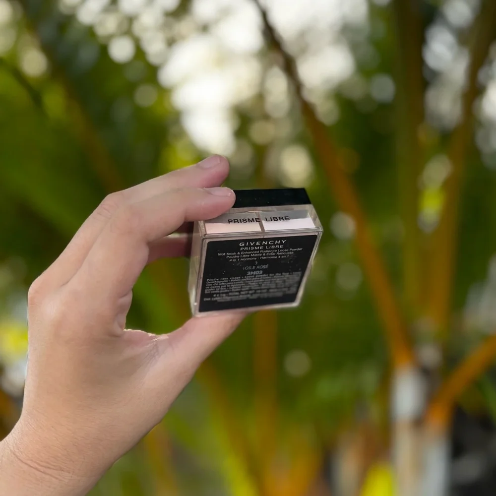 Givenchy Mini Illuminating & Color Correcting Loose Powder • Voile Rose
